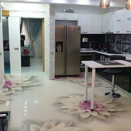 Luxury Prelungirea Ghencea Apartment *